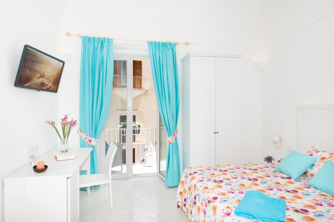 Ferienwohnung Casa Lucienne Positano Exterior foto