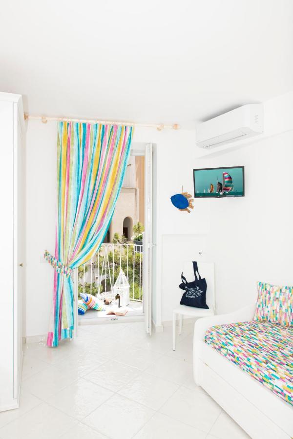 Ferienwohnung Casa Lucienne Positano Exterior foto
