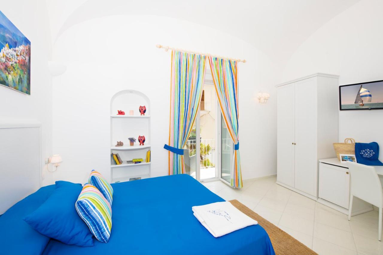 Ferienwohnung Casa Lucienne Positano Exterior foto